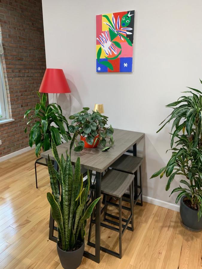 Urban Jungle Oasis In Queens! Apartment New York Exterior photo