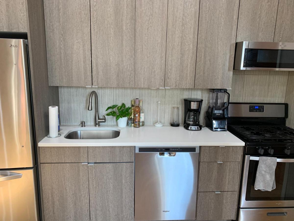 Urban Jungle Oasis In Queens! Apartment New York Exterior photo